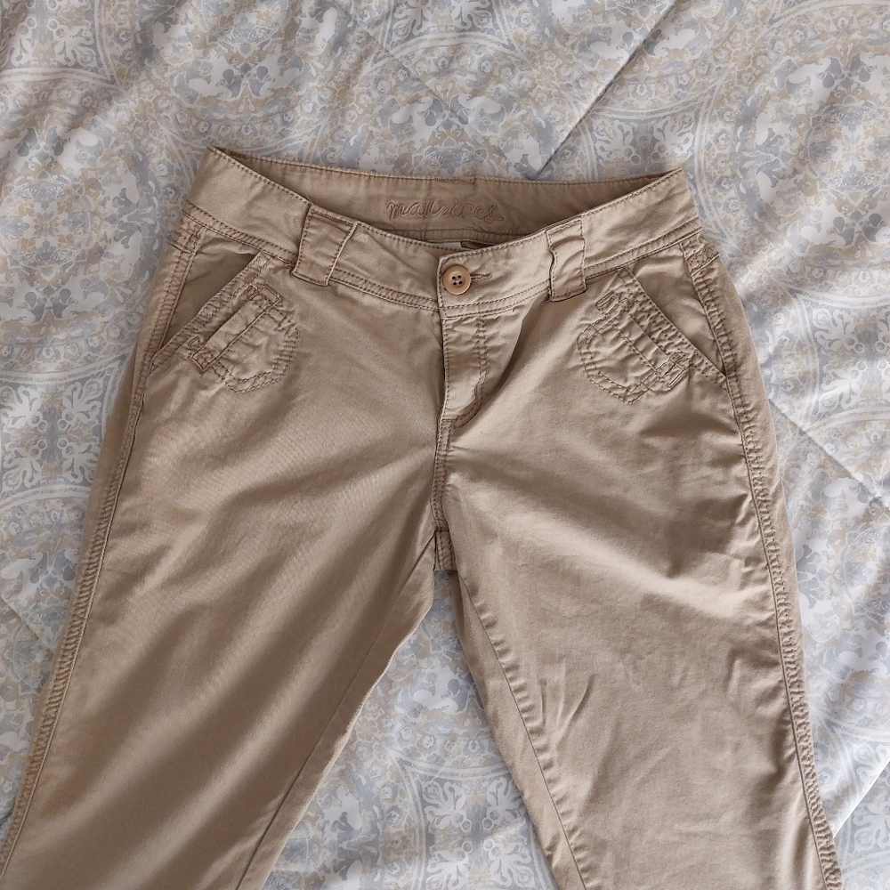 Women's Capri Pants, Khaki, Size 5/6